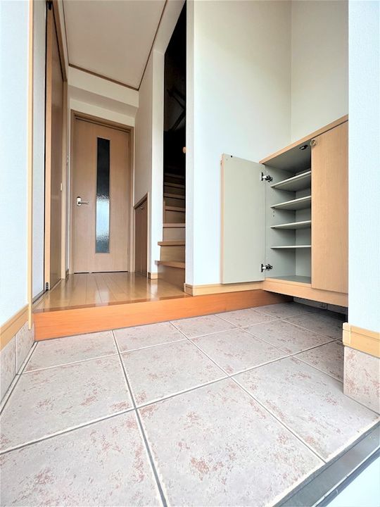 栃木県小山市大字粟宮(一戸建)の賃貸物件の玄関