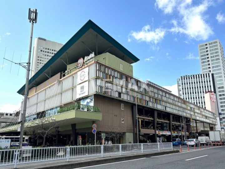 プレサンス金山グリーンパークスの周辺