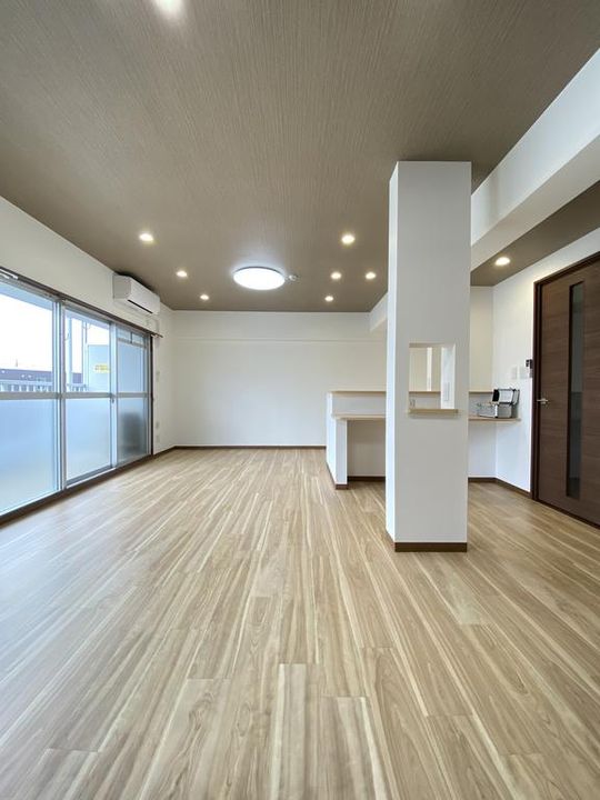 マック宇都宮コートの居間