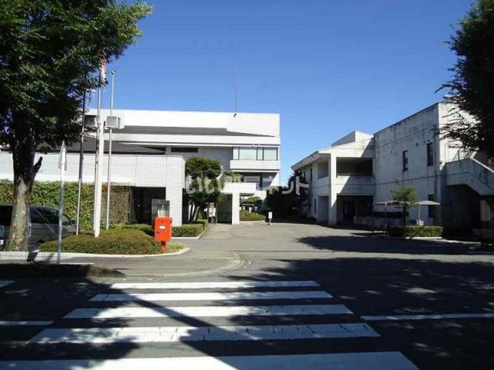 ル・シェル・ブル-Aの周辺