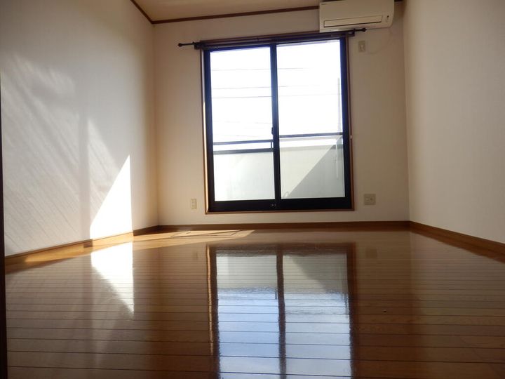 ヴァンデメール新浜の居間