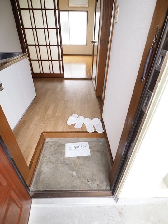 東京都府中市清水が丘2(アパート)の賃貸物件の玄関