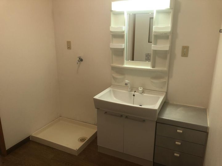 當間ビルの内装