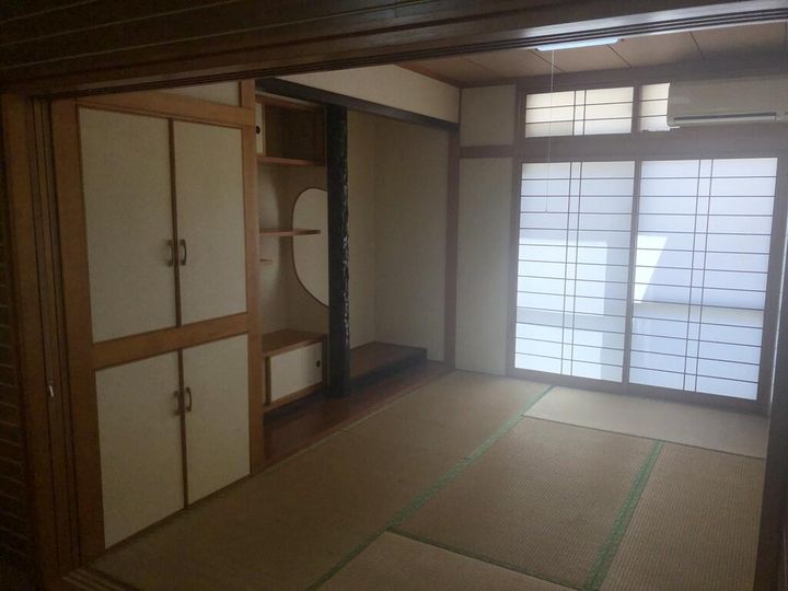 當間ビルの内装