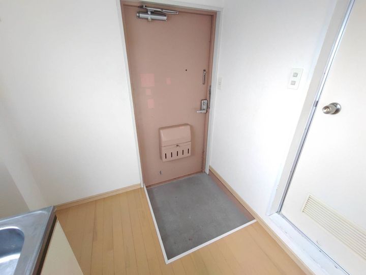 エトワールUの玄関