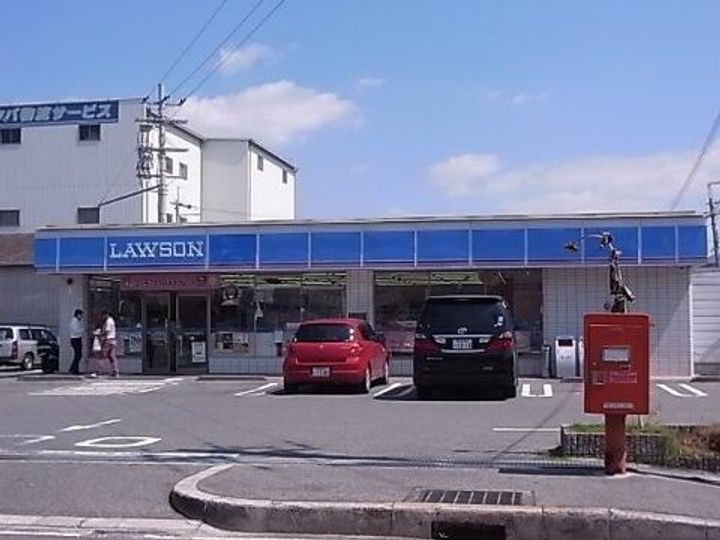 シャルマンコートの周辺