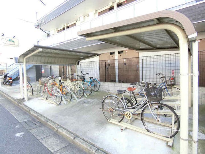 神奈川県藤沢市亀井野1(マンション)の賃貸物件の地図