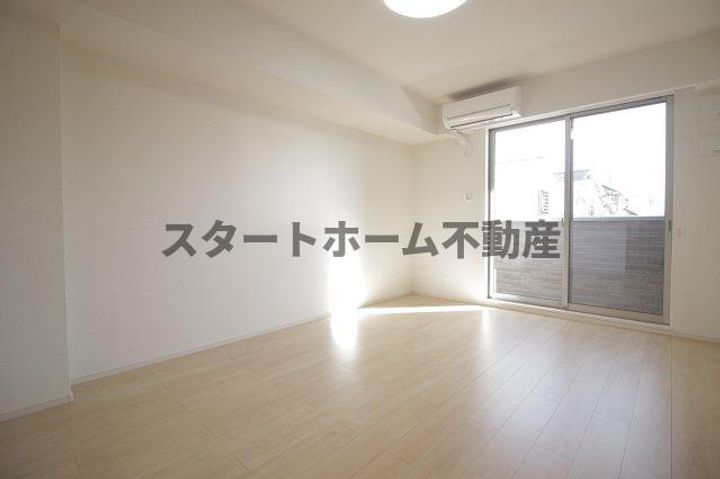 エスポワール・藍の居間