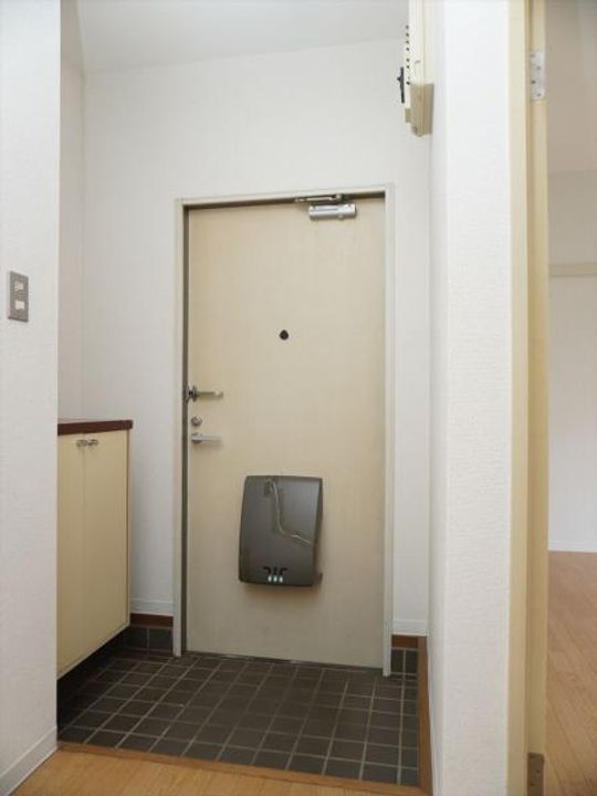 アドザックスの玄関
