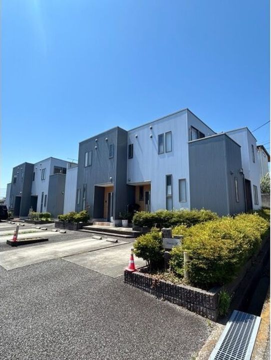 静岡県沼津市東沢田(一戸建)の賃貸物件の外観