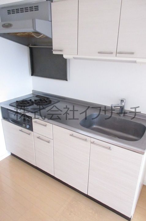 プライムアーバン目黒青葉台のキッチン
