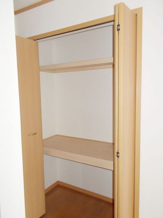 プラティーヌ総社Bの内装