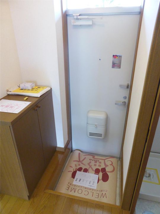 コーポヤマトの玄関