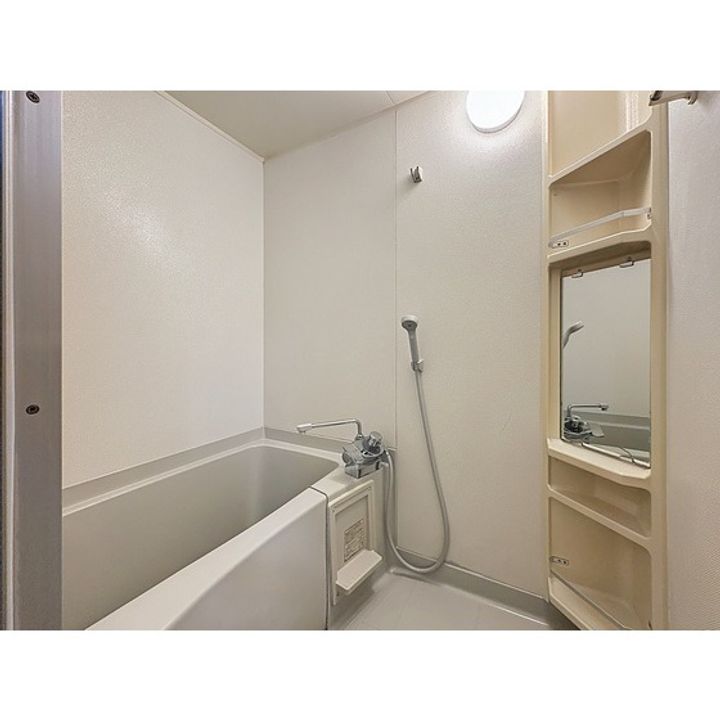 メゾン・ヴェレ・マールの風呂