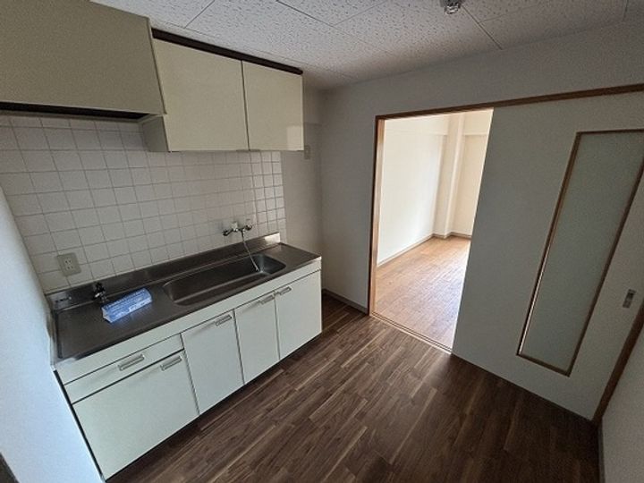 ブライトライツ高島パートIIのキッチン