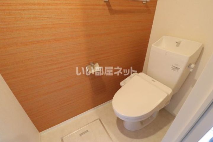 時・KAMOSU A棟の内装