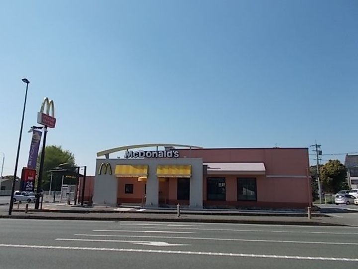 エストランダ Cの周辺