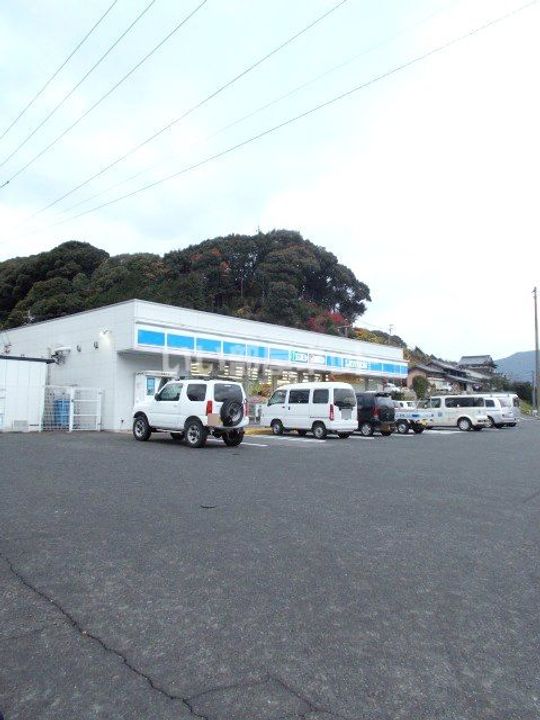 シャーメゾン カメリアの周辺