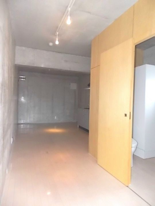 フェスティナレンテの内装