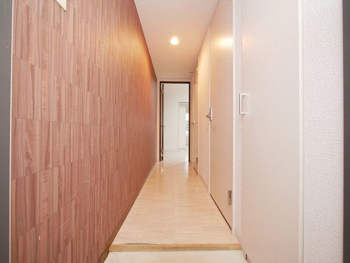 北海道札幌市中央区南五条西13(マンション)の賃貸物件の玄関