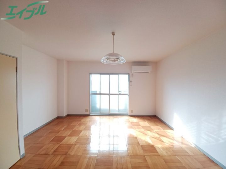 プレイスメゾン鴻之台の内装