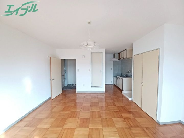 プレイスメゾン鴻之台の居間