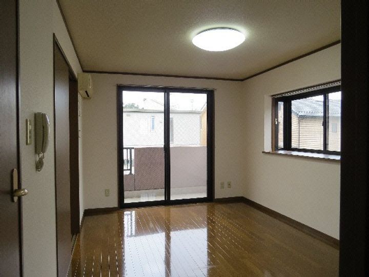 ナインズシャトーIの居間