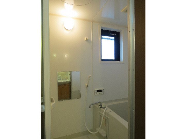 ナインズシャトーIの風呂