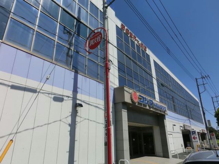 フロレゾンアサウミの周辺