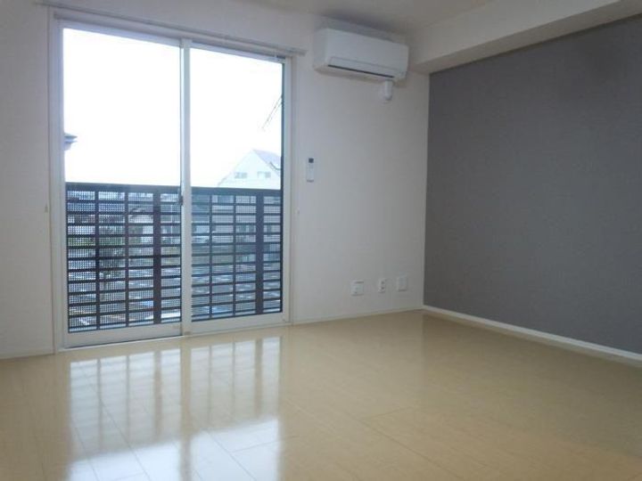 サーフスリー曽師 A・B・Cの居間