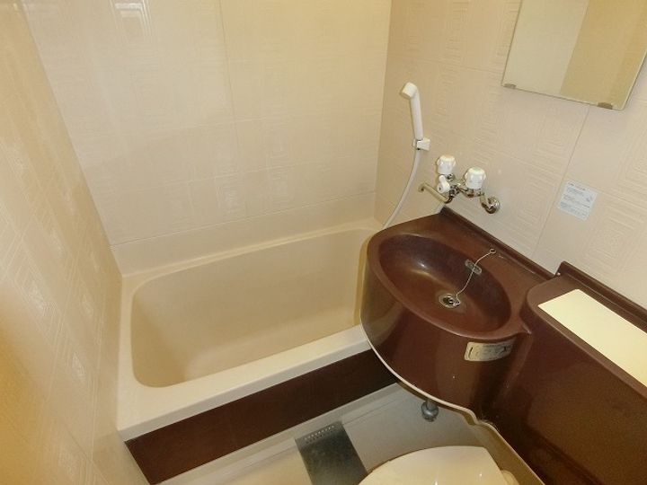 フラットライフワーク甲子園の風呂