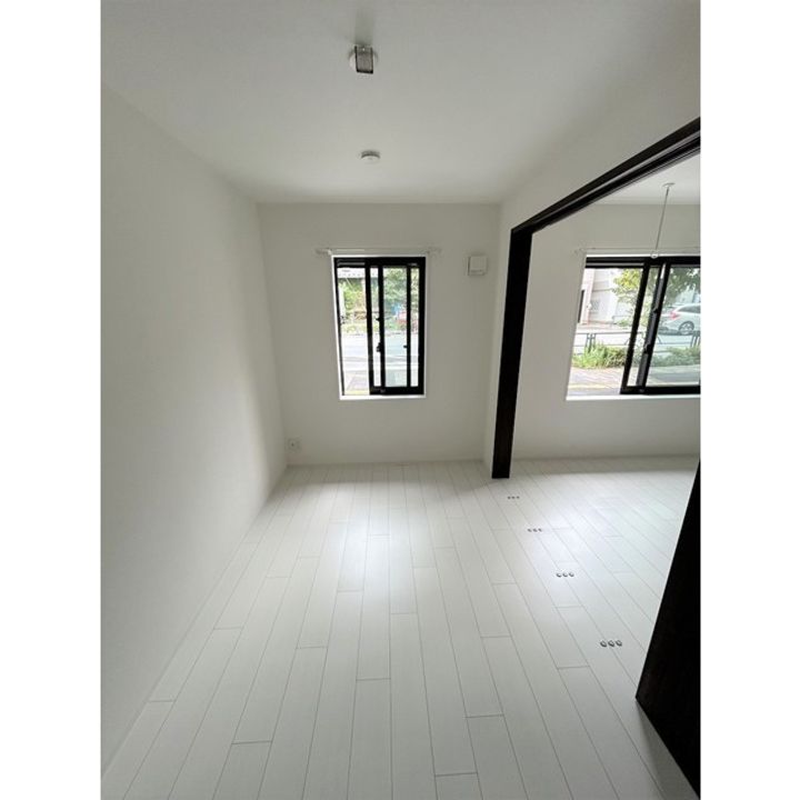 SOLASIA residence南大塚の居間