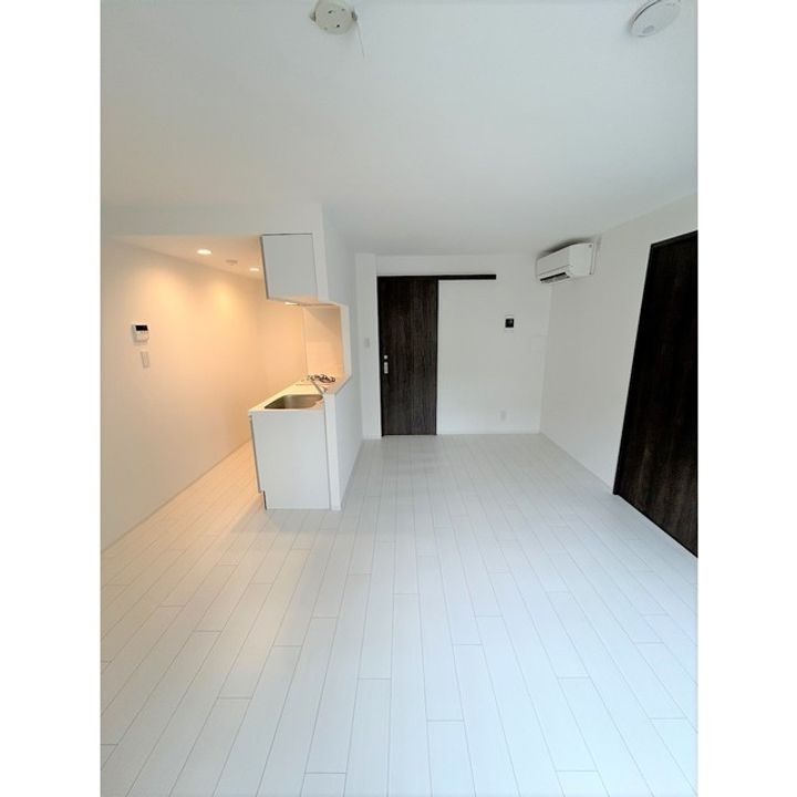 SOLASIA residence南大塚の居間