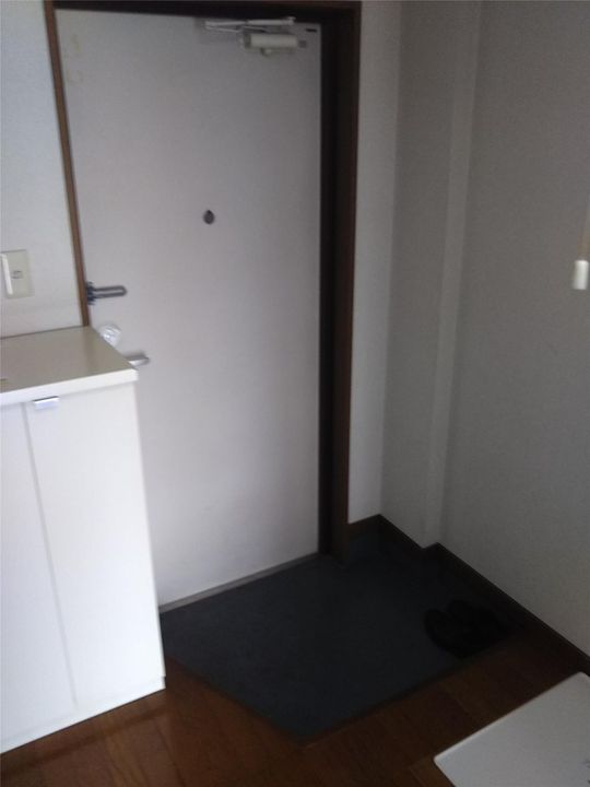 東京都北区西ケ原3(マンション)の賃貸物件の玄関