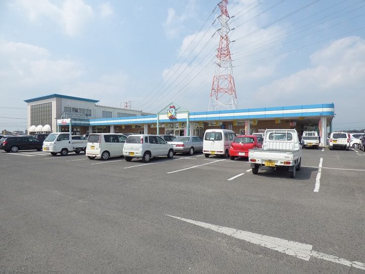 シャン トロワ Aの周辺