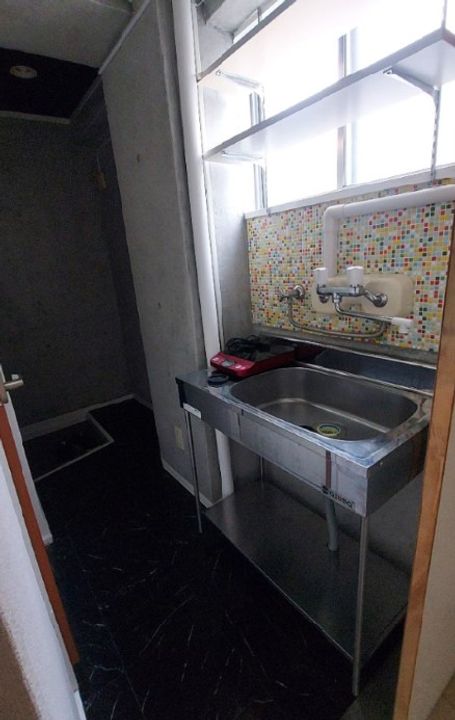 宮城県仙台市若林区穀町(マンション)の賃貸物件のキッチン