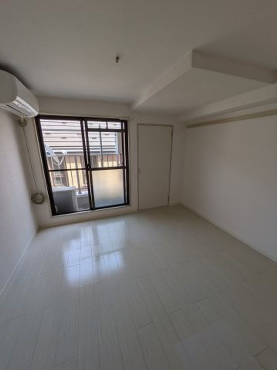 ノーム日吉の居間