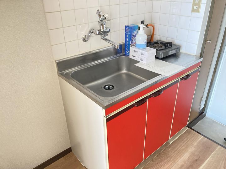 トレンチコート708棟のキッチン