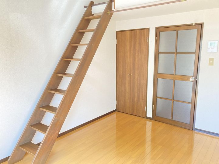 トレンチコート708棟の居間