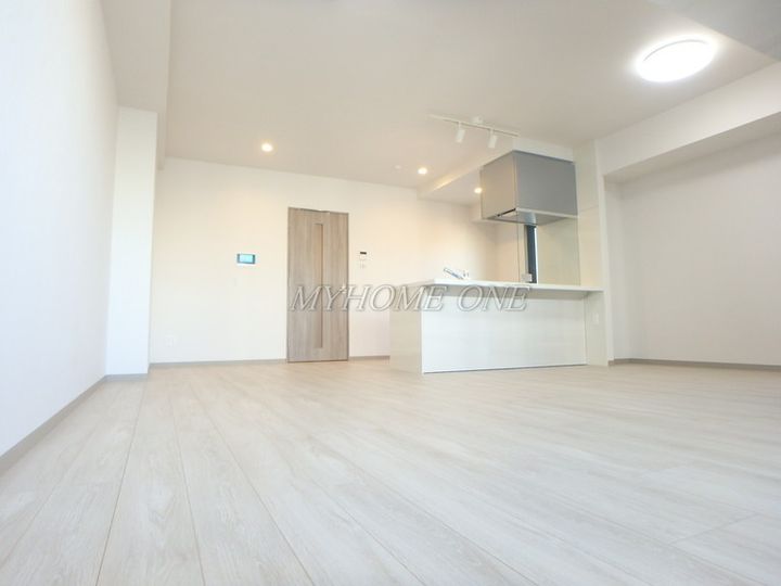 クロスゲート青葉台の居間