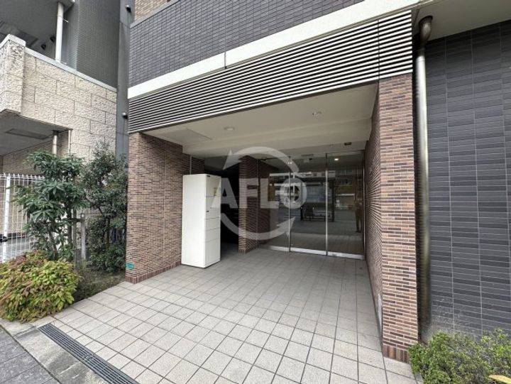 大阪府大阪市浪速区桜川4(マンション)の賃貸物件の地図