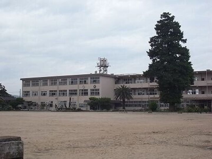 ヴィスタ桑田 VIIIの周辺
