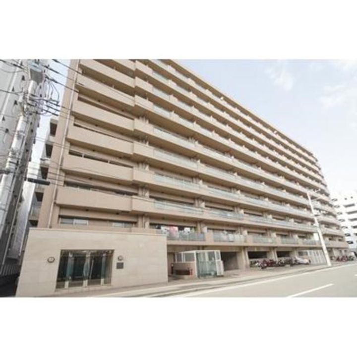 アルテーヌ新横浜の外観