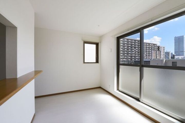 埼玉県さいたま市大宮区大成町1(マンション)の賃貸物件の居間