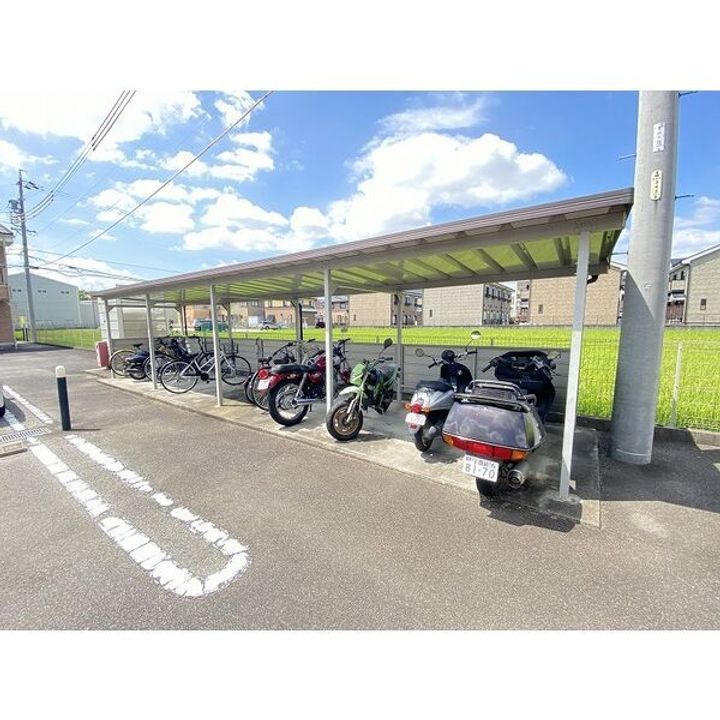 シャルマンソレイユAの地図