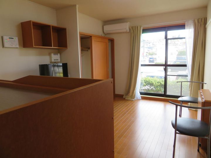 長通りの居間