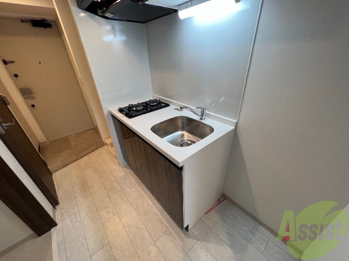 エステムコート神戸湊町のキッチン