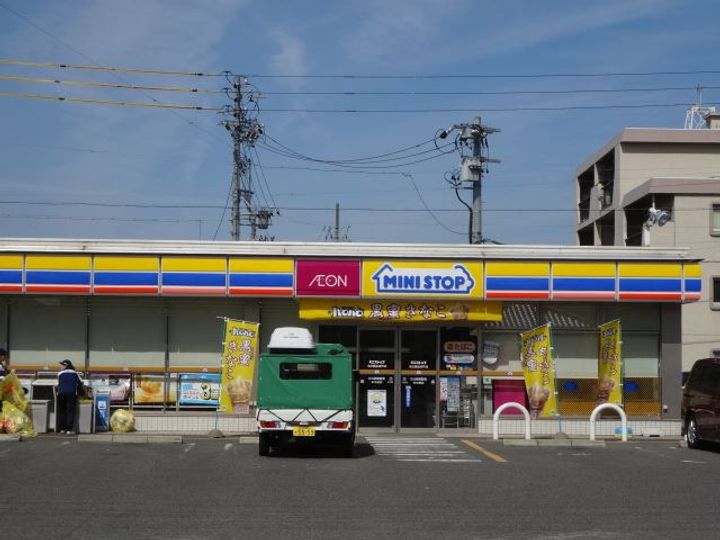 ネオ・グラン・バンブーの周辺