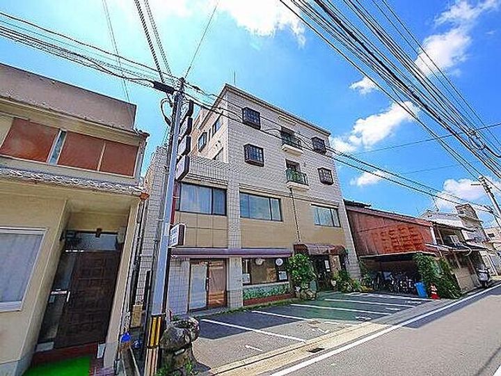 マンションアモリーノの地図