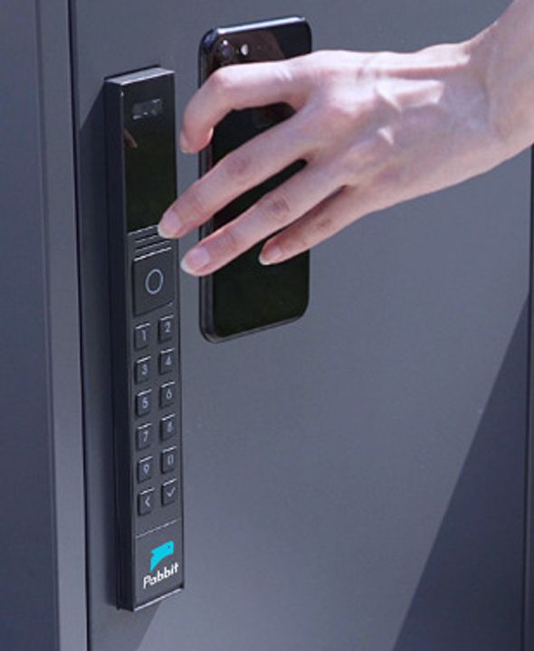 東京都中央区日本橋堀留町1(マンション)の賃貸物件の玄関